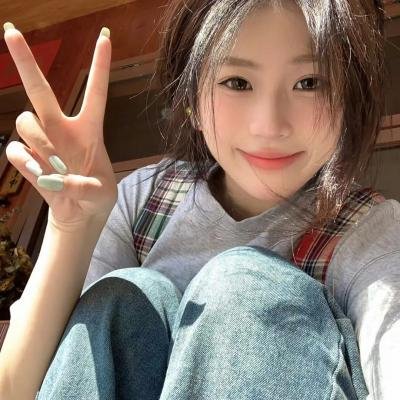 忧郁小女孩